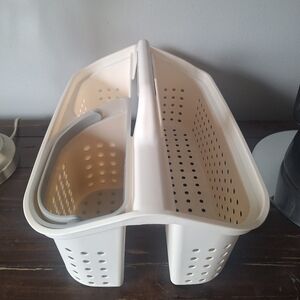 Room Essentials 2 in 1 shower cream caddy